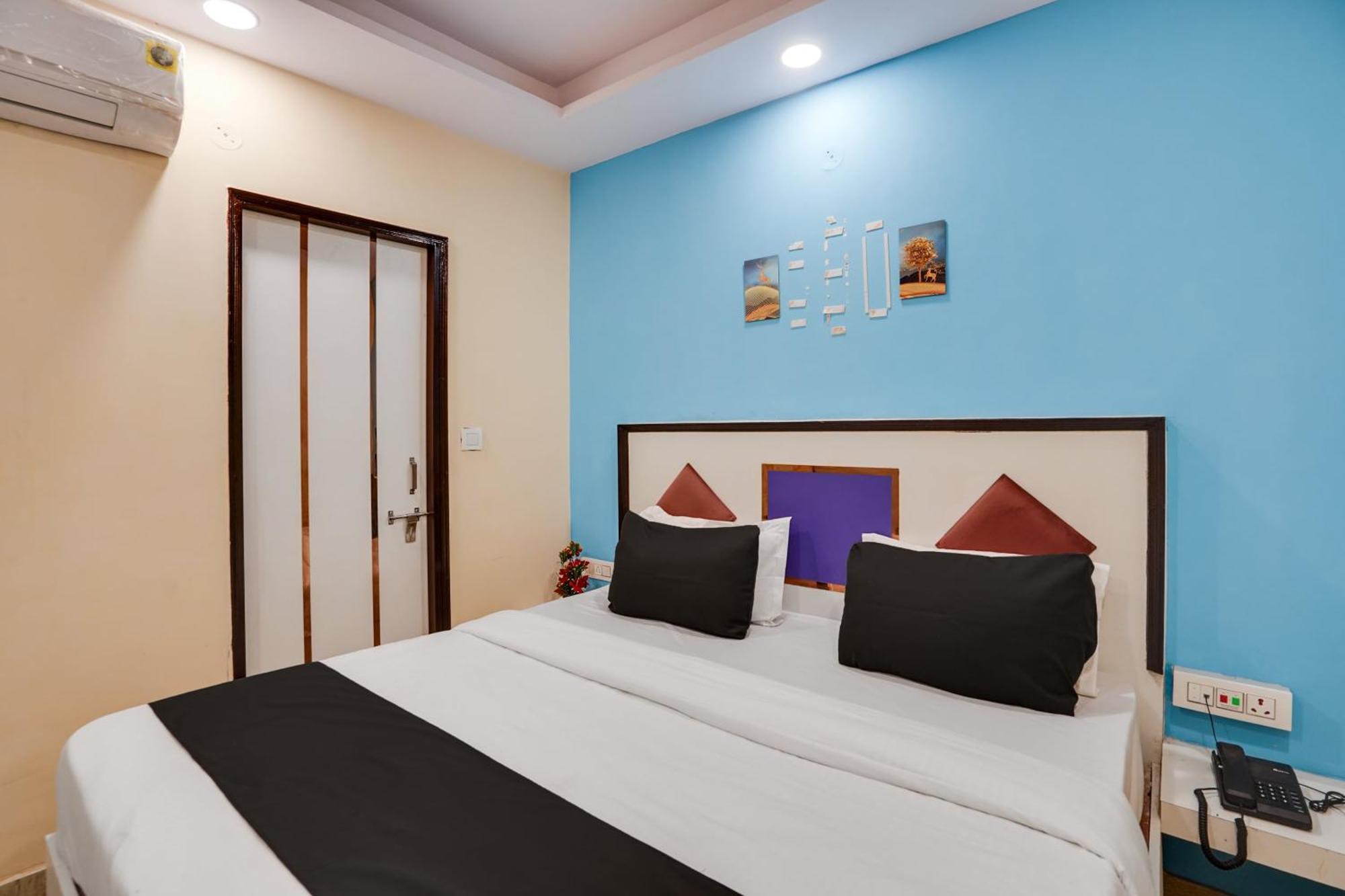 Super Hotel O Hotel Gold Star 新德里 外观 照片